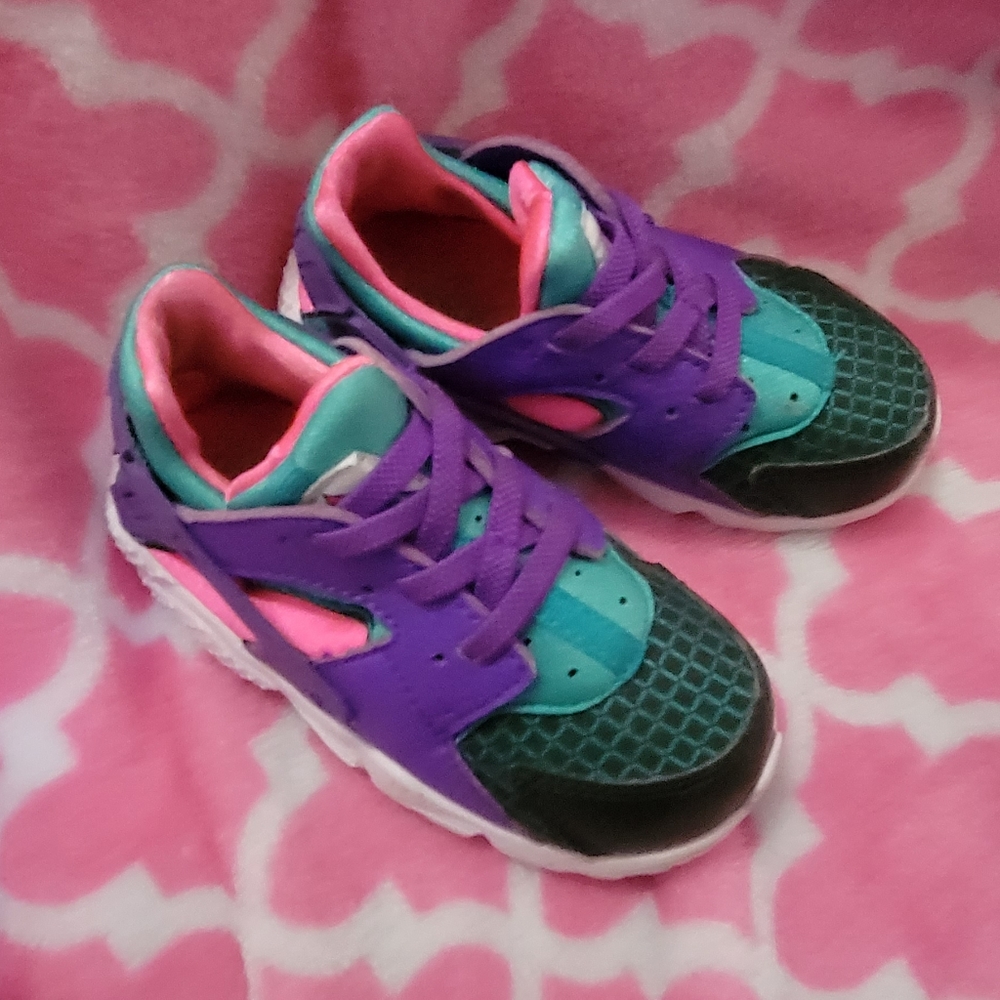 Nike Huarache Run Now (TD) Size 8C